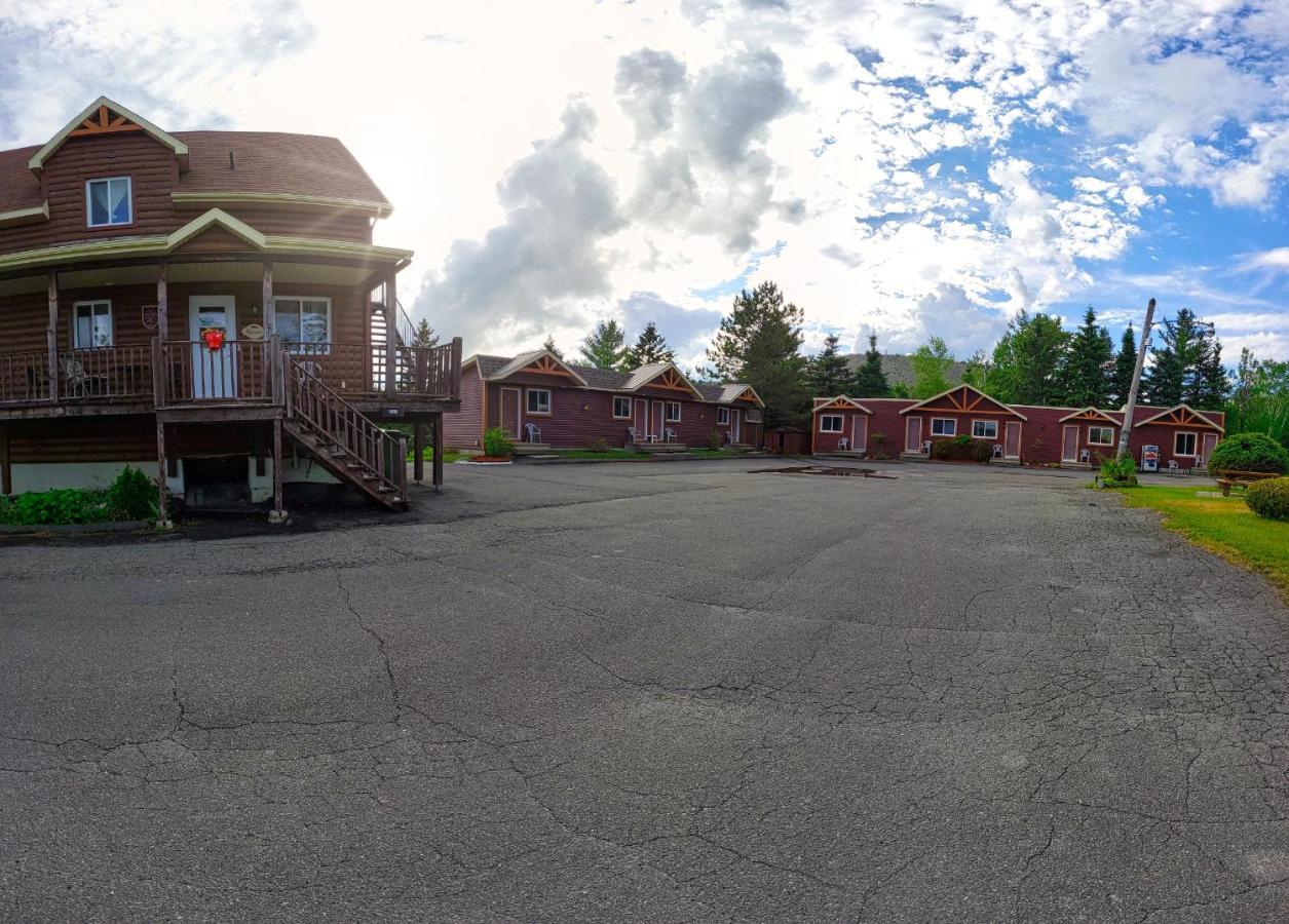 Motel Au Vieux Frontenac Thetford Mines Eksteriør billede