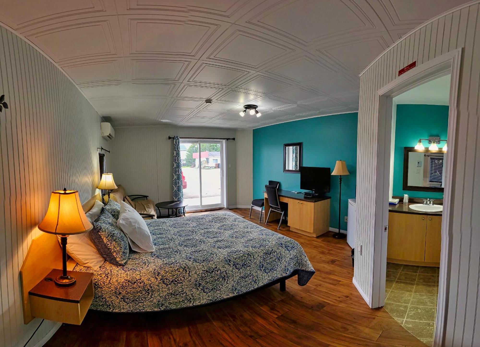 Motel Au Vieux Frontenac Thetford Mines Eksteriør billede